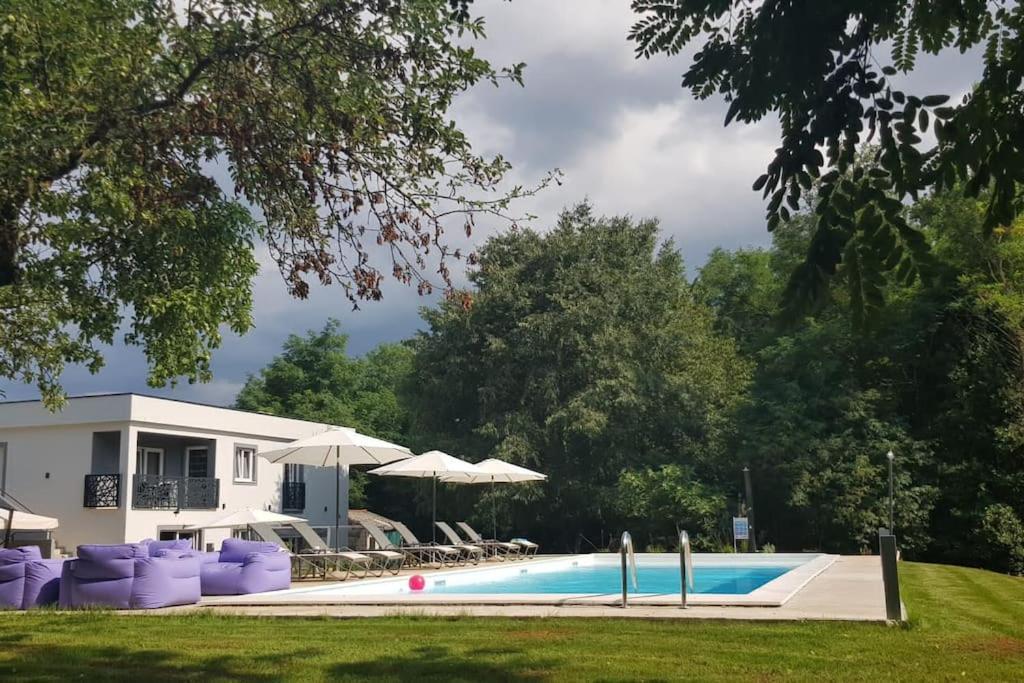 Luxury Cetiri Hrasta Holiday home *