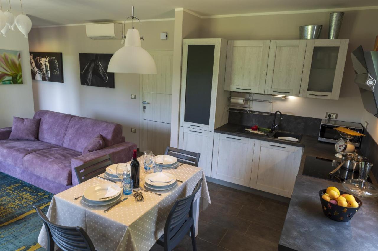 Luxury Cetiri Hrasta Holiday home *