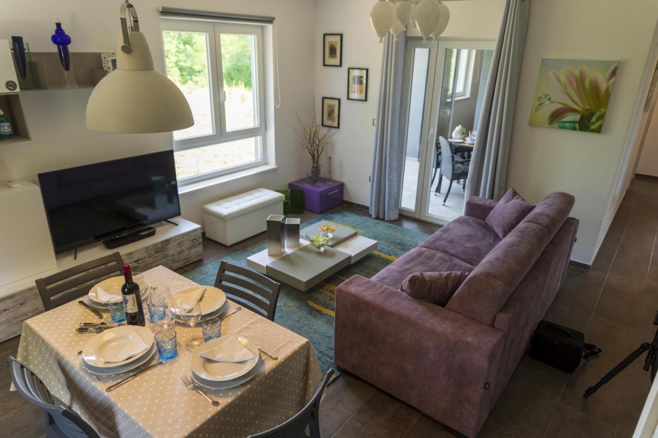 Luxury Cetiri Hrasta