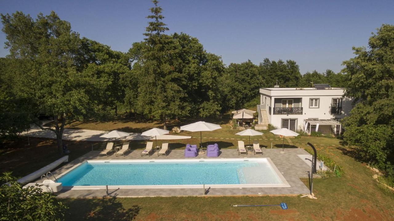 Hébergement de vacances Luxury Cetiri Hrasta Pićan