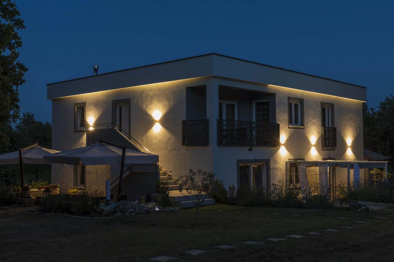 Luxury Cetiri Hrasta Holiday home *